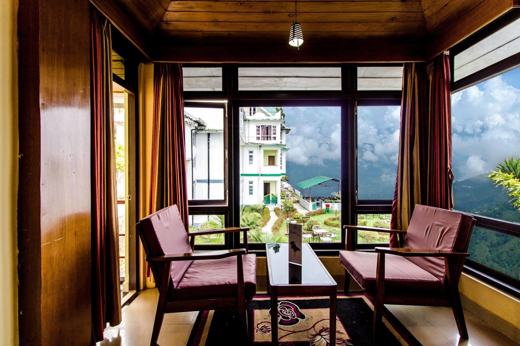 Central Nirvana Darjeeling  Exteriör bild